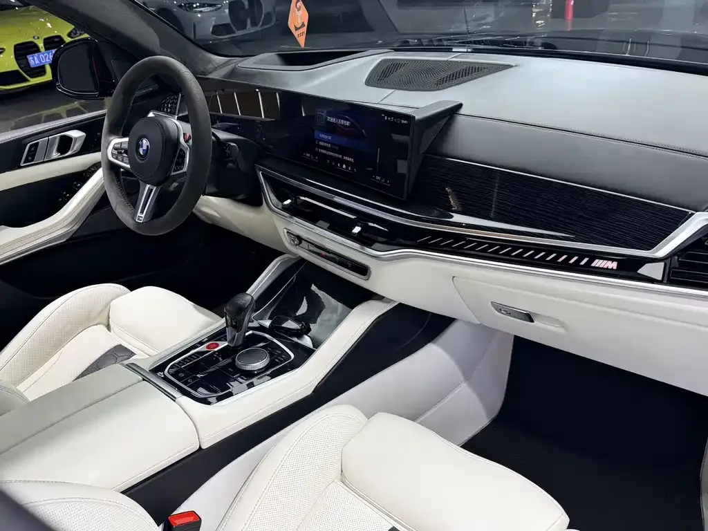 BMW X5 M 2023 из CN, фото 7