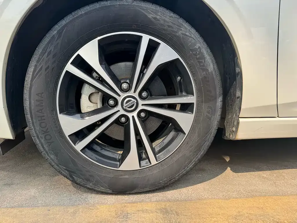 Nissan Sylphy 2021 из CN, фото 2