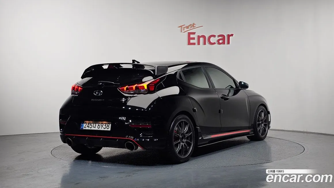 Hyundai Veloster — фото 4