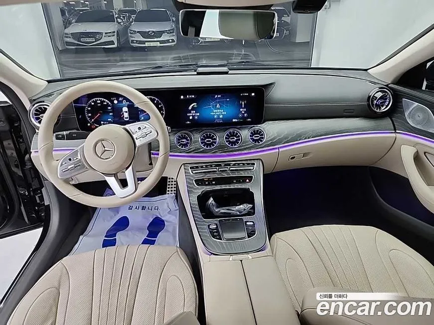Mercedes-Benz CLS-Class — фото 10