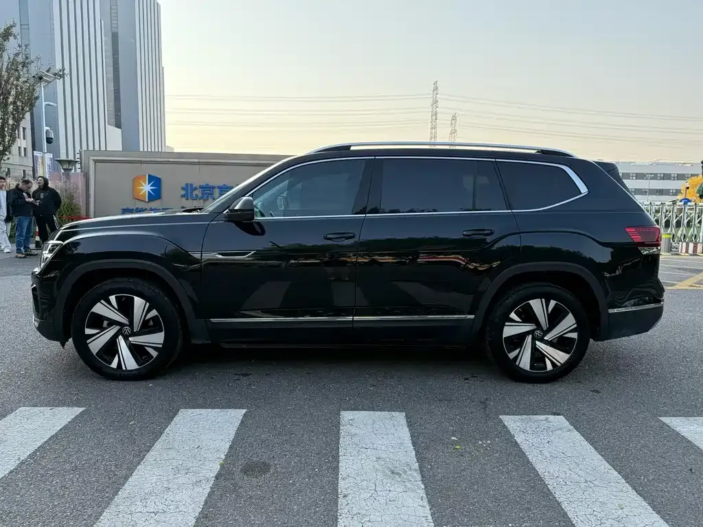 Volkswagen Teramont 2024 из CN, фото 3