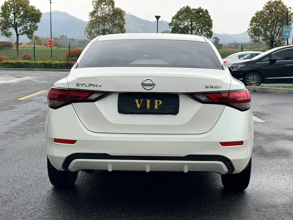 Nissan Sylphy 2022 из CN, фото 4