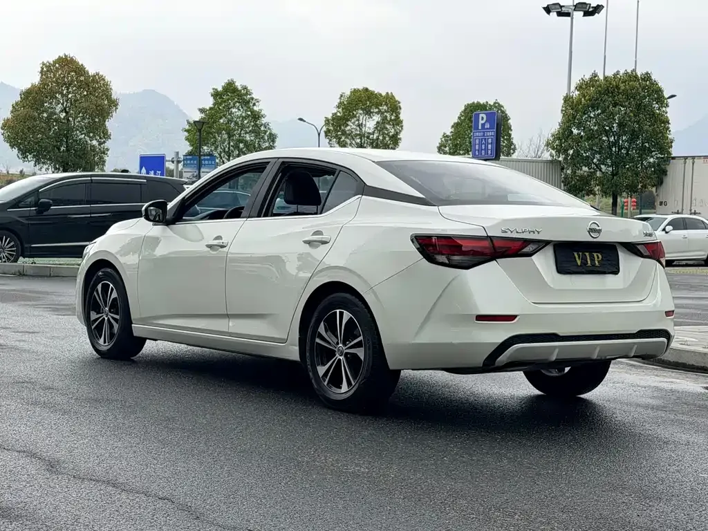 Nissan Sylphy 2022 из CN, фото 8