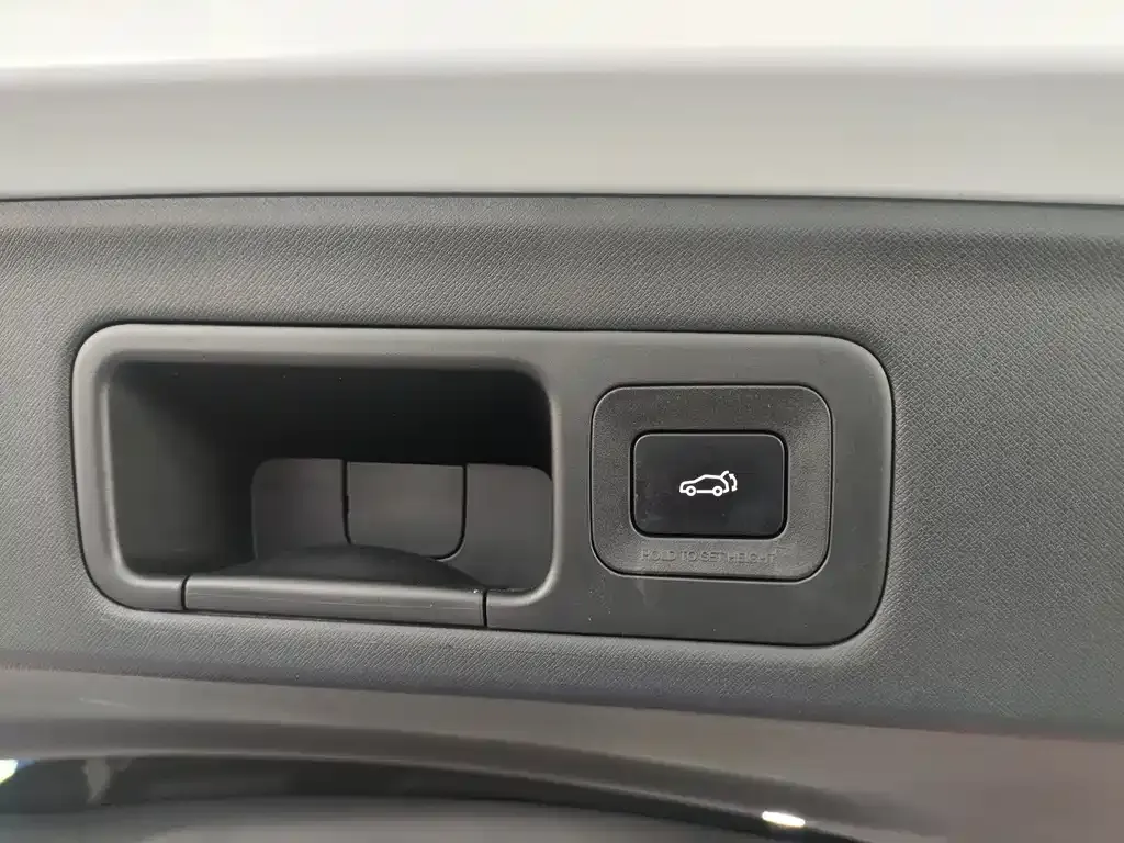 GAC Motor Trumpchi E9 — фото 7