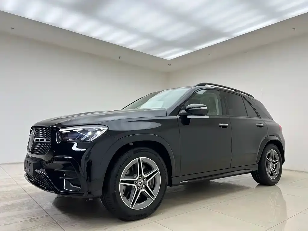 Mercedes-Benz GLE — фото 1