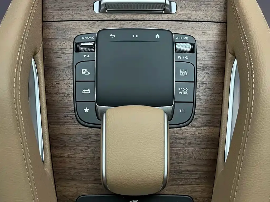 Mercedes-Benz GLE — фото 10