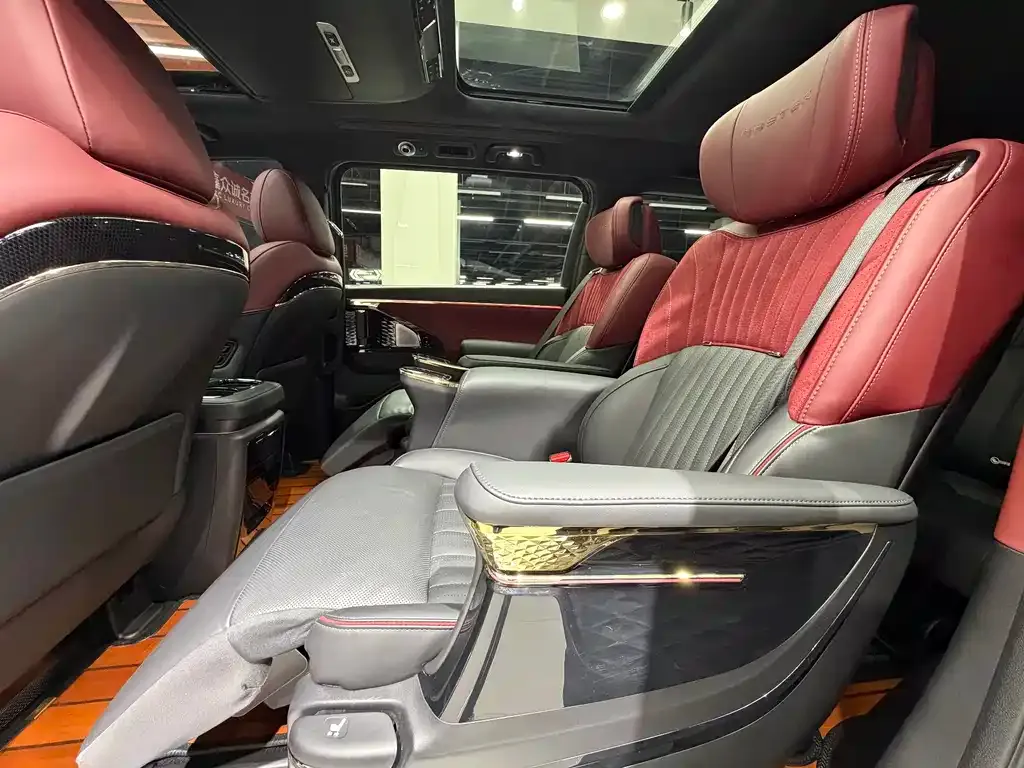 GAC Motor Trumpchi M8 — фото 5