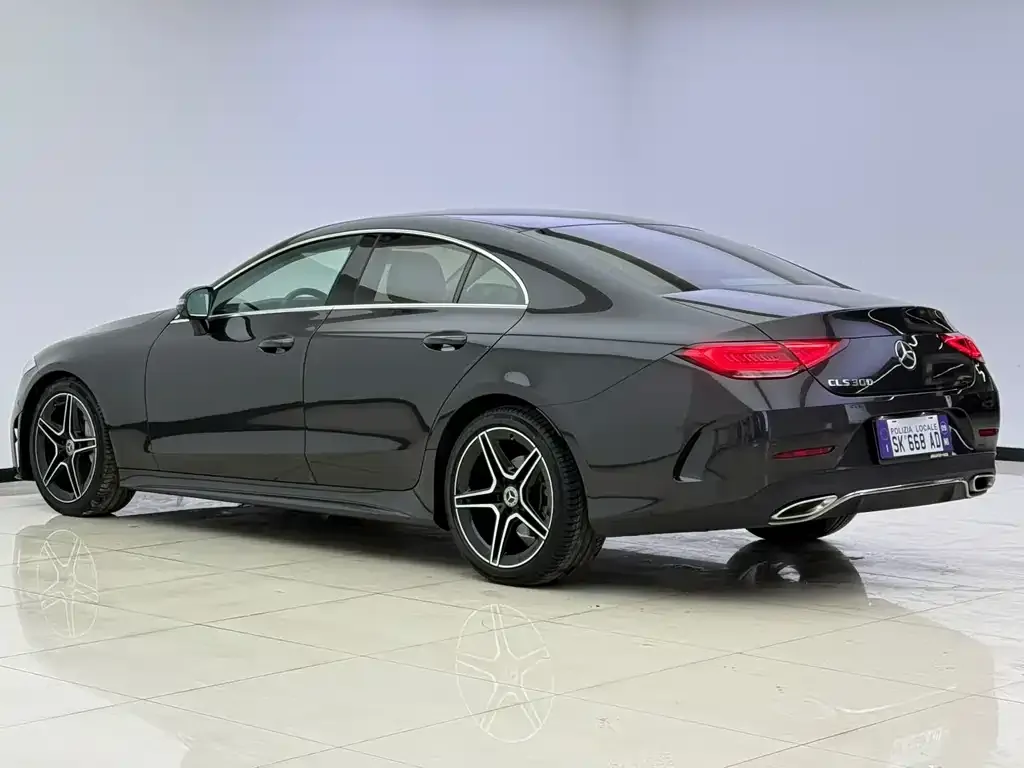 Mercedes-Benz CLS 2023 из CN, фото 2
