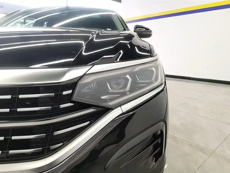 Volkswagen Passat 2022 из CN, фото 8