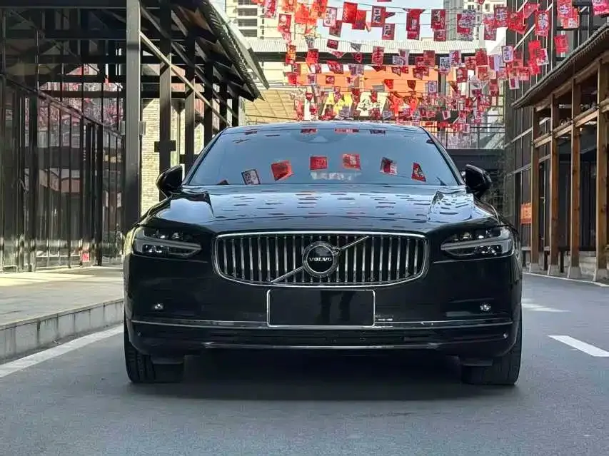 Volvo S90 — фото 4