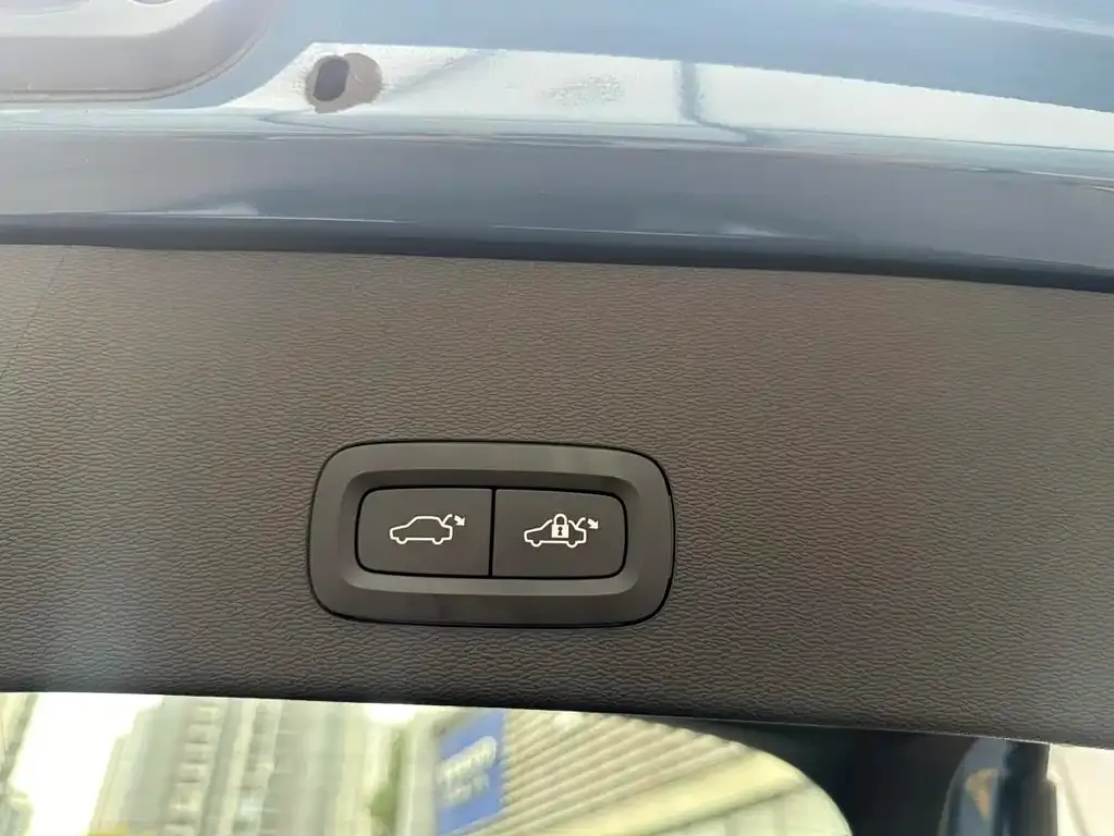 Volvo C40 2024 из CN, фото 9