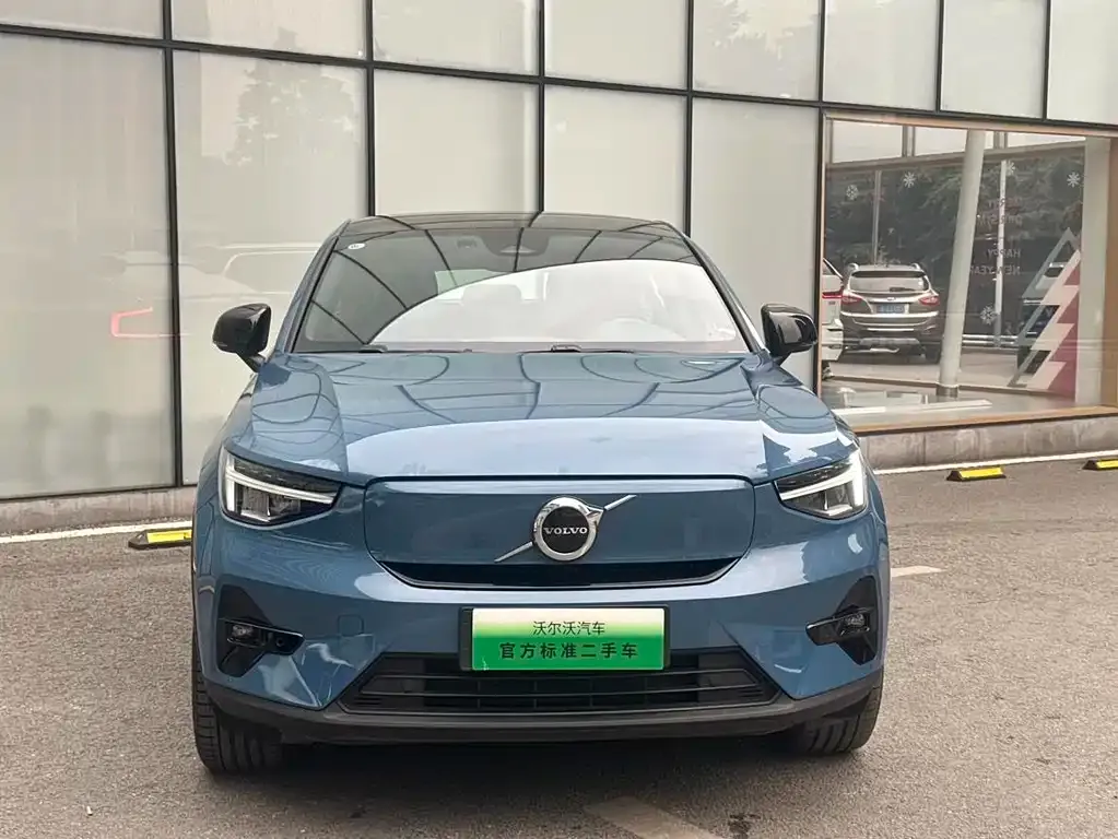 Volvo C40 2024 из CN, фото 3