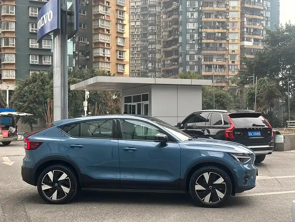 Volvo C40 2024 из CN, фото 7