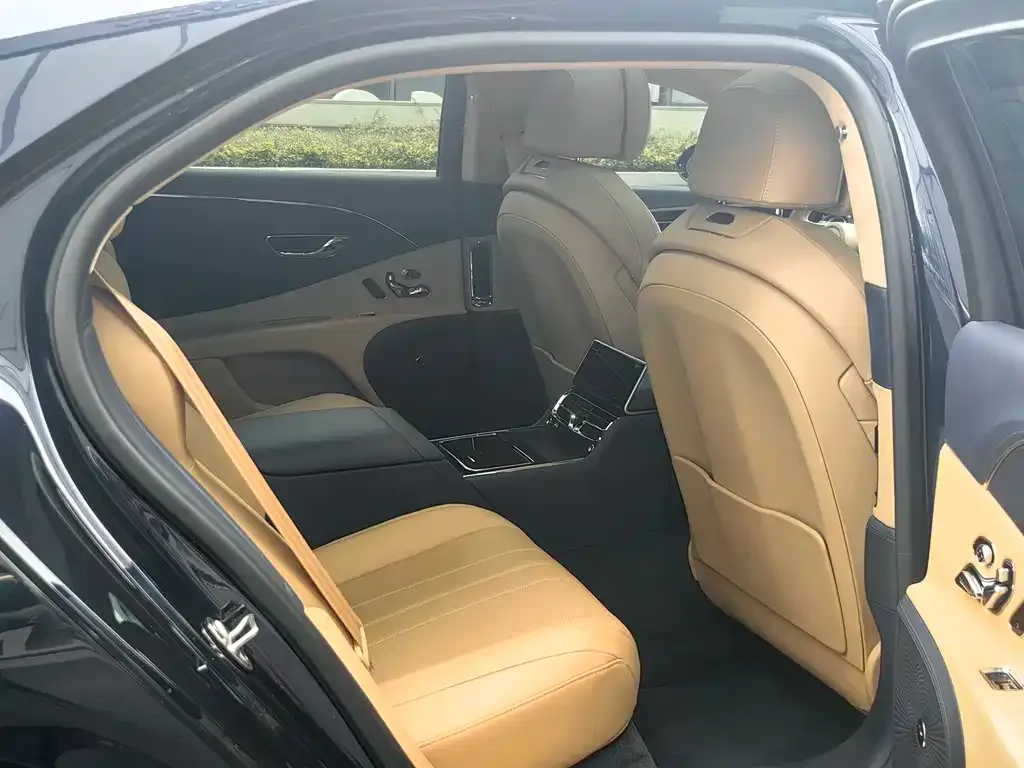 Bentley Flying Spur 2021 из CN, фото 9