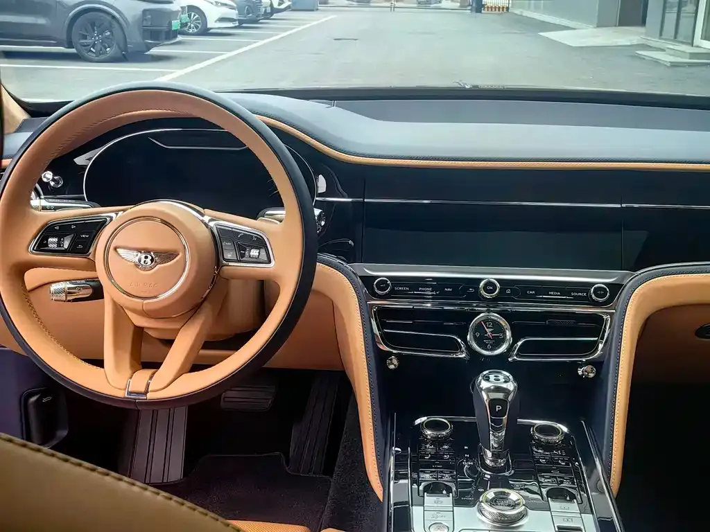 Bentley Flying Spur 2021 из CN, фото 8