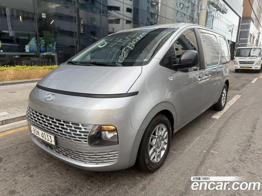 Hyundai Staria — фото 1