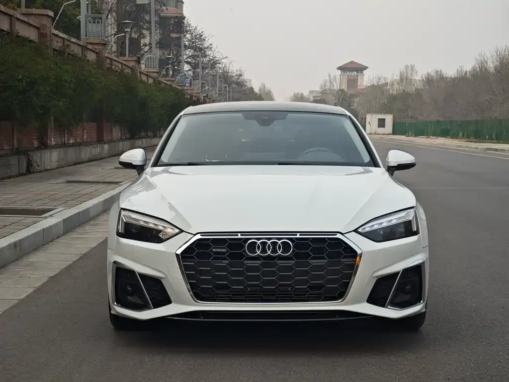 Audi A5 (Import) — фото 2