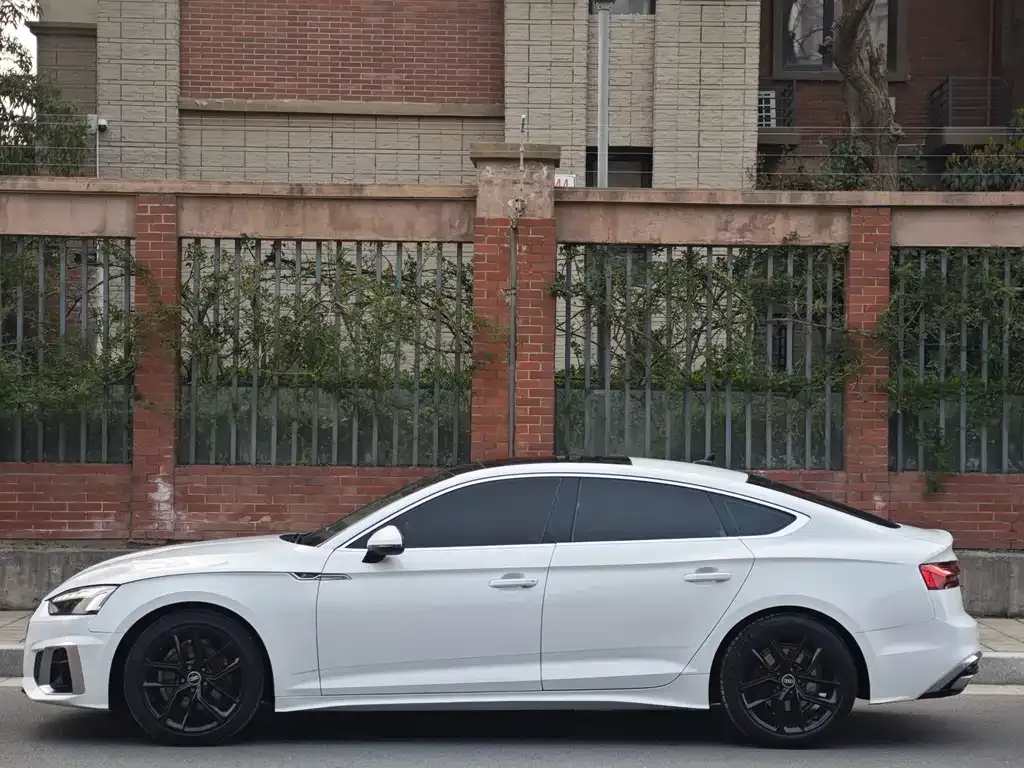 Audi A5 (Import) — фото 9