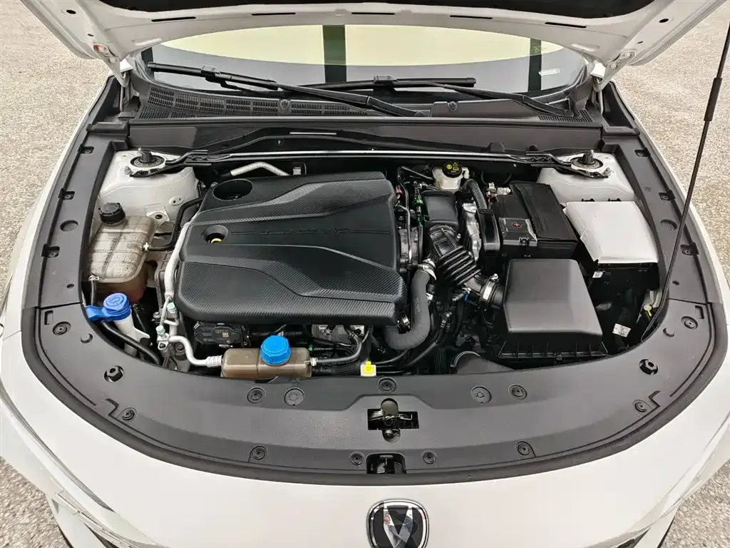 Changan UNI-V 2023 из CN, фото 4