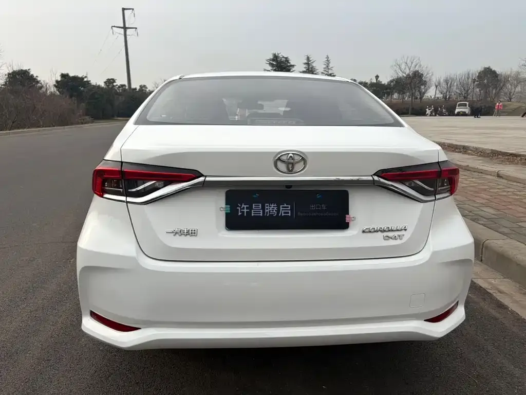 Toyota Corolla — фото 2