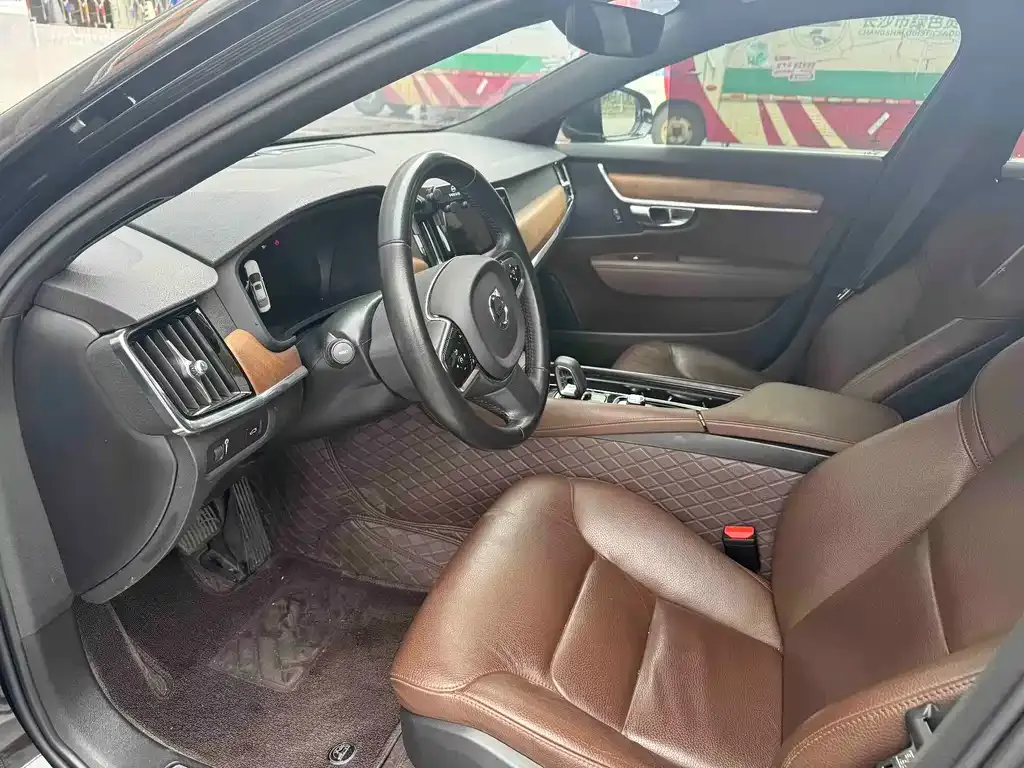 Volvo S90 2022 из CN, фото 7