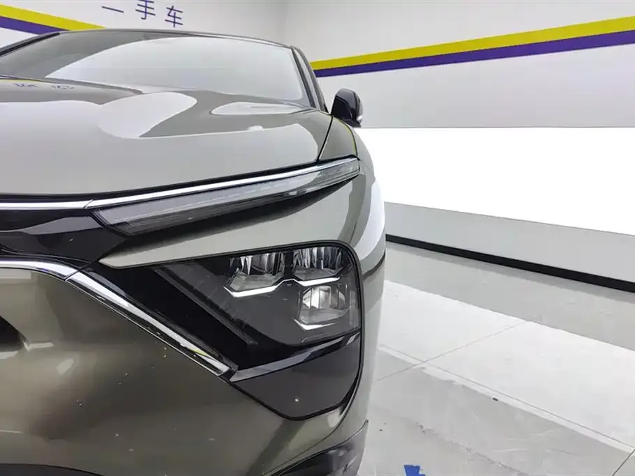 Citroen C5 X 2023 из CN, фото 2