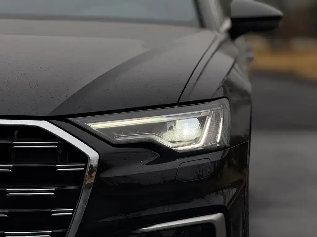 Audi A6L — фото 2