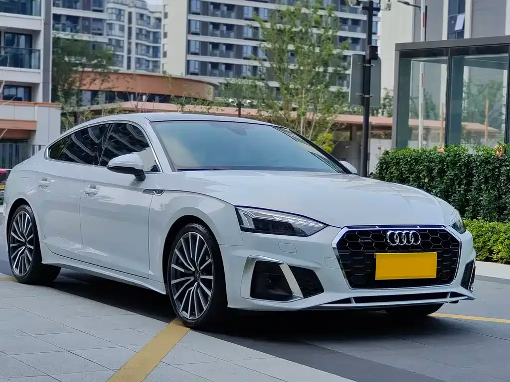 Audi A5 (Import) 2023 из CN, фото 3