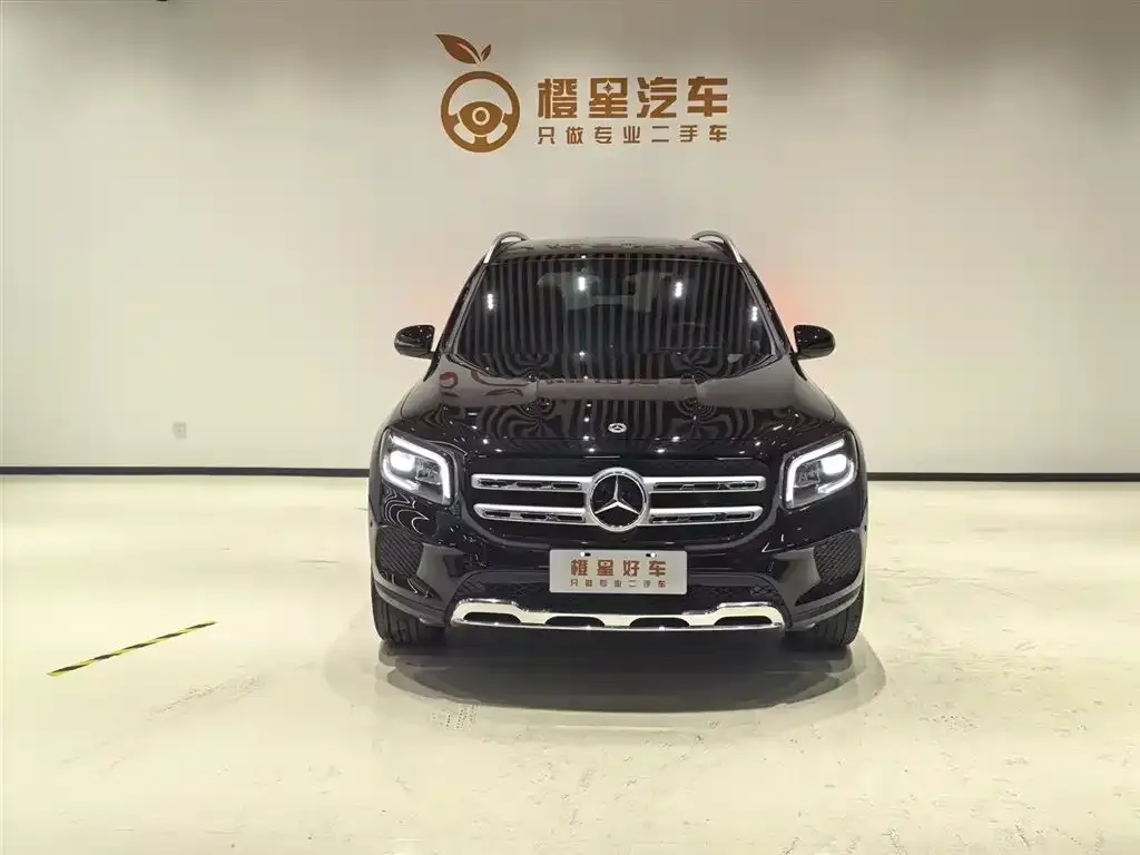 Mercedes-Benz GLB — фото 10