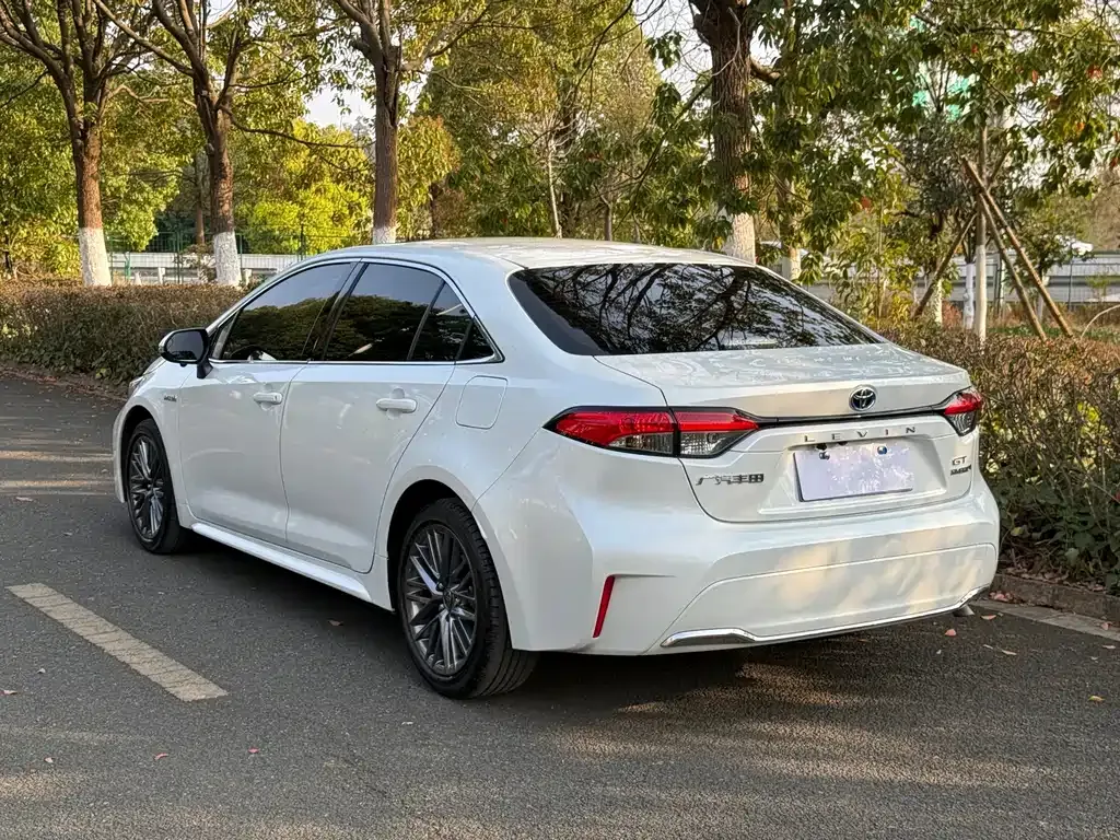 Toyota Levin — фото 10