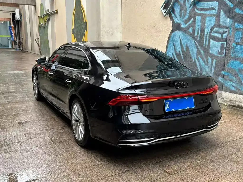 Audi A7L — фото 4