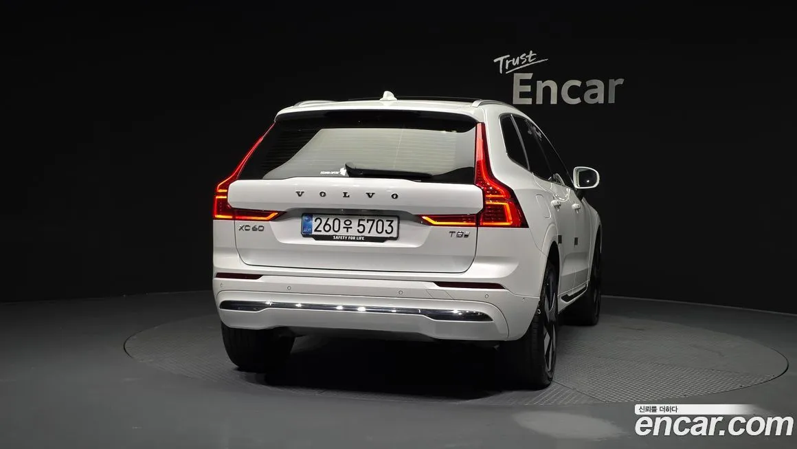 Volvo XC60 2025 из KR, фото 5