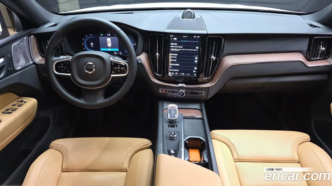 Volvo XC60 2025 из KR, фото 10