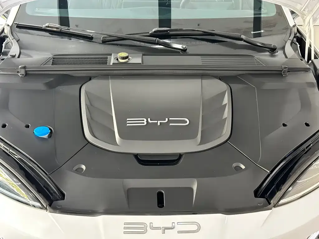 BYD Seal — фото 4