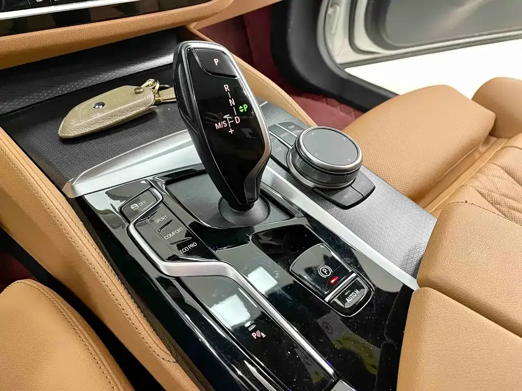 BMW 5 Series (Import) — фото 6