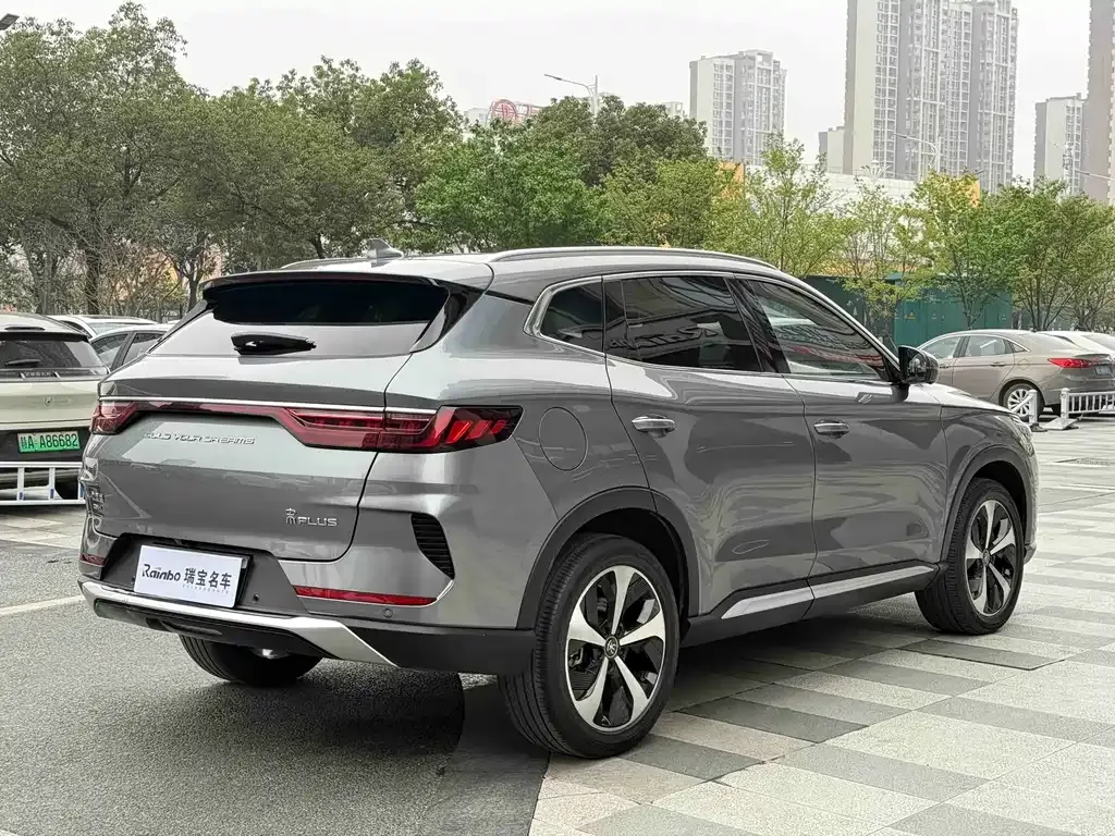 BYD PLUS New Energy — фото 3
