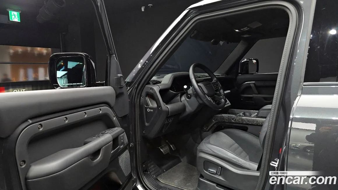 Land Rover Defender 2025 из KR, фото 9