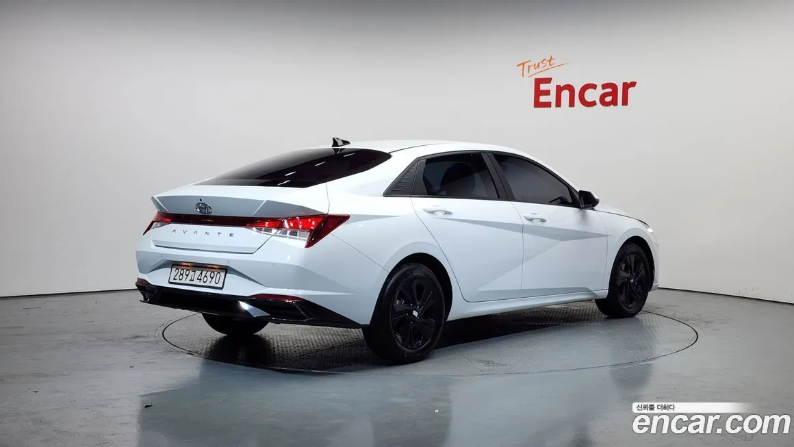Hyundai AVANTE — фото 6
