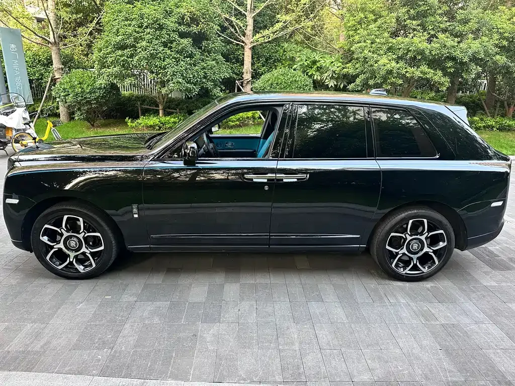 Rolls-Royce Cullinan 2022 из CN, фото 10
