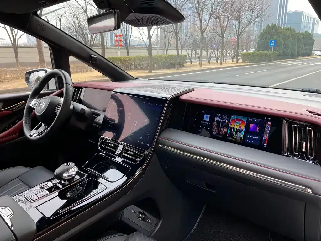GAC Motor Trumpchi E9 — фото 6