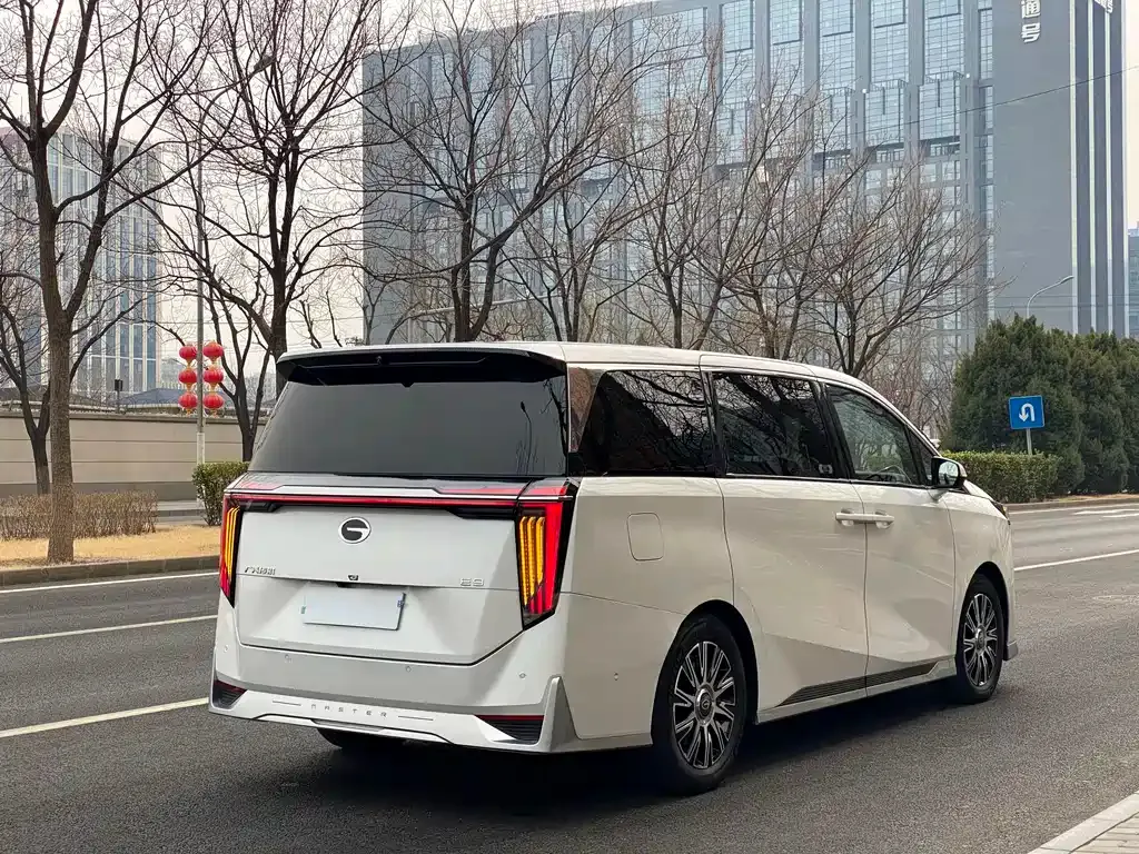 GAC Motor Trumpchi E9 — фото 8