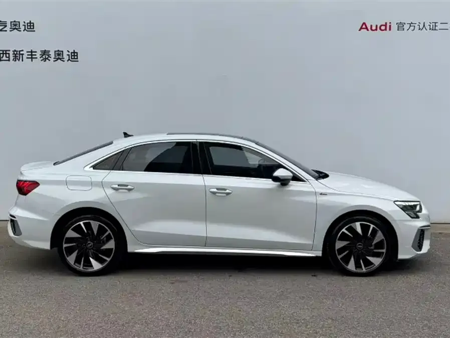 Audi A3 — фото 2