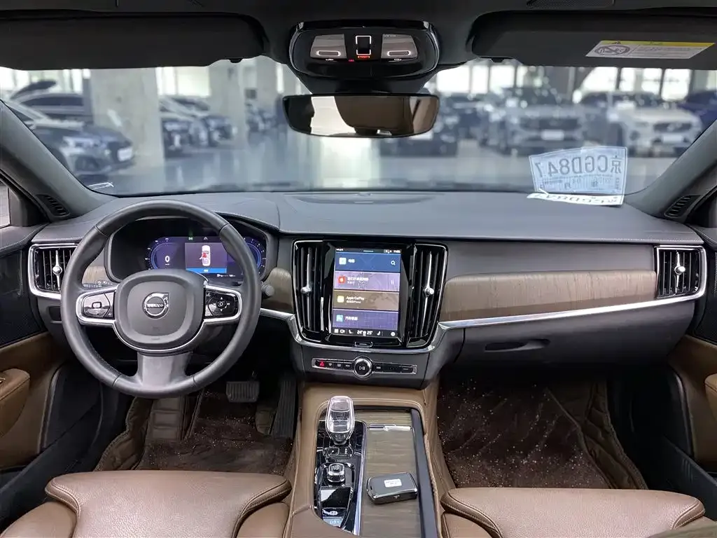 Volvo S90 — фото 3