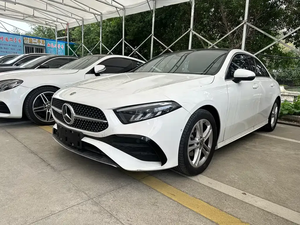 Mercedes-Benz A-Class 2024 из CN, фото 1