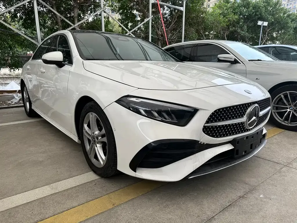 Mercedes-Benz A-Class 2024 из CN, фото 3