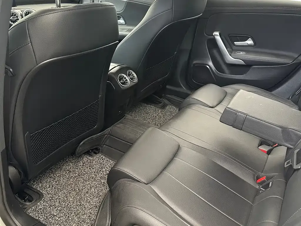 Mercedes-Benz A-Class 2024 из CN, фото 5
