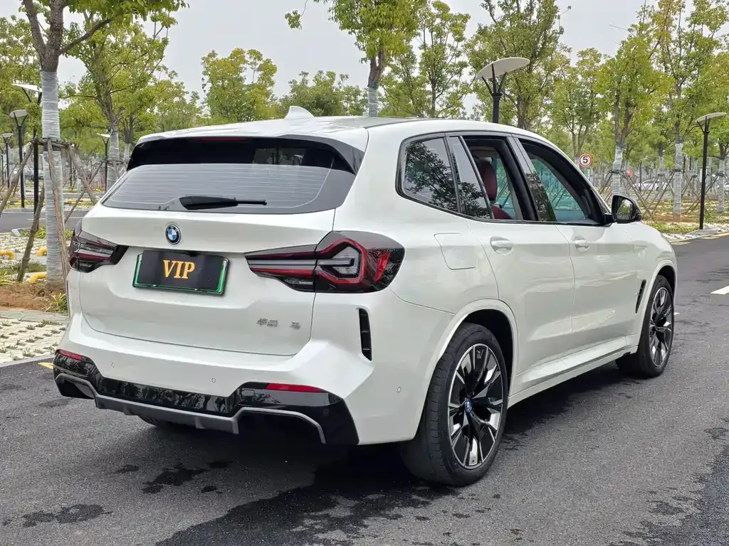BMW iX3 2025 из CN, фото 8