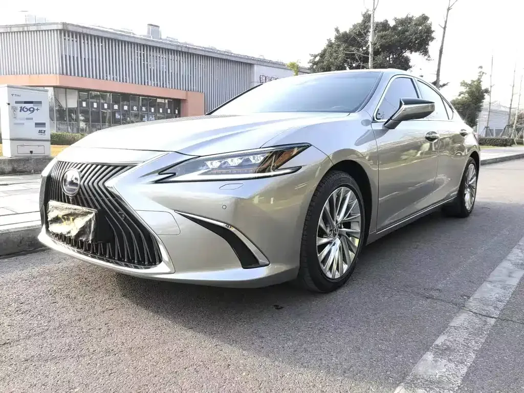 Lexus ES 2021 из CN, фото 10