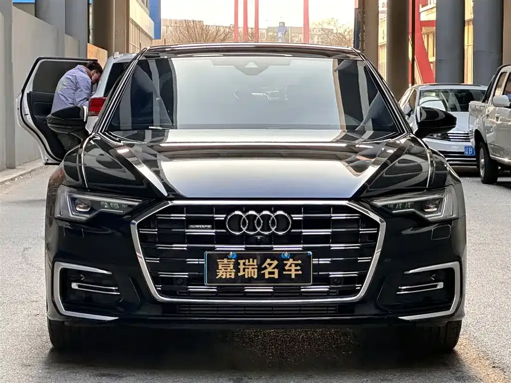 Audi A6L 2024 из CN, фото 2