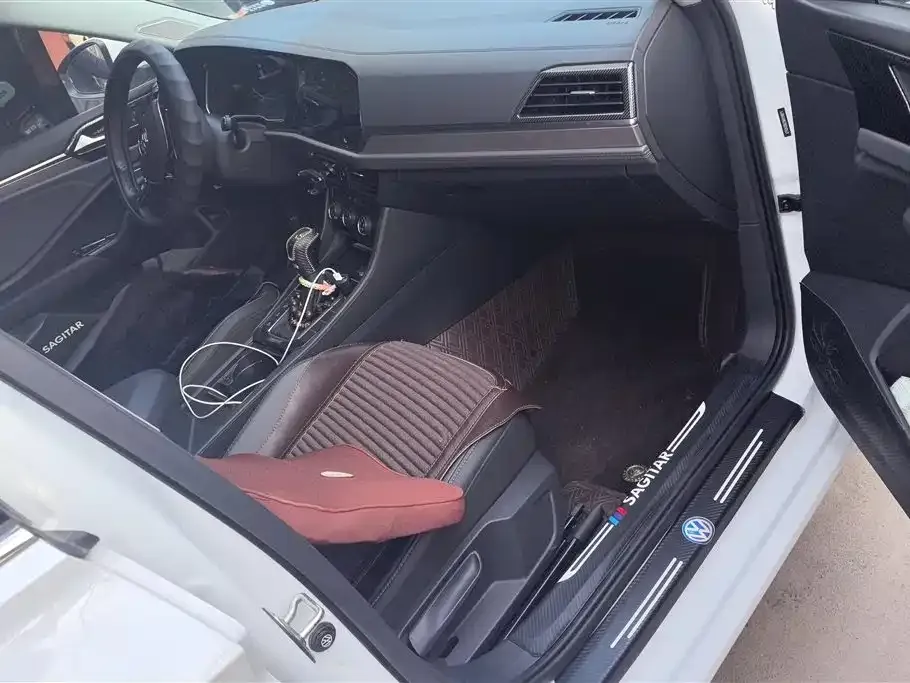 Volkswagen Sagitar 2021 из CN, фото 2